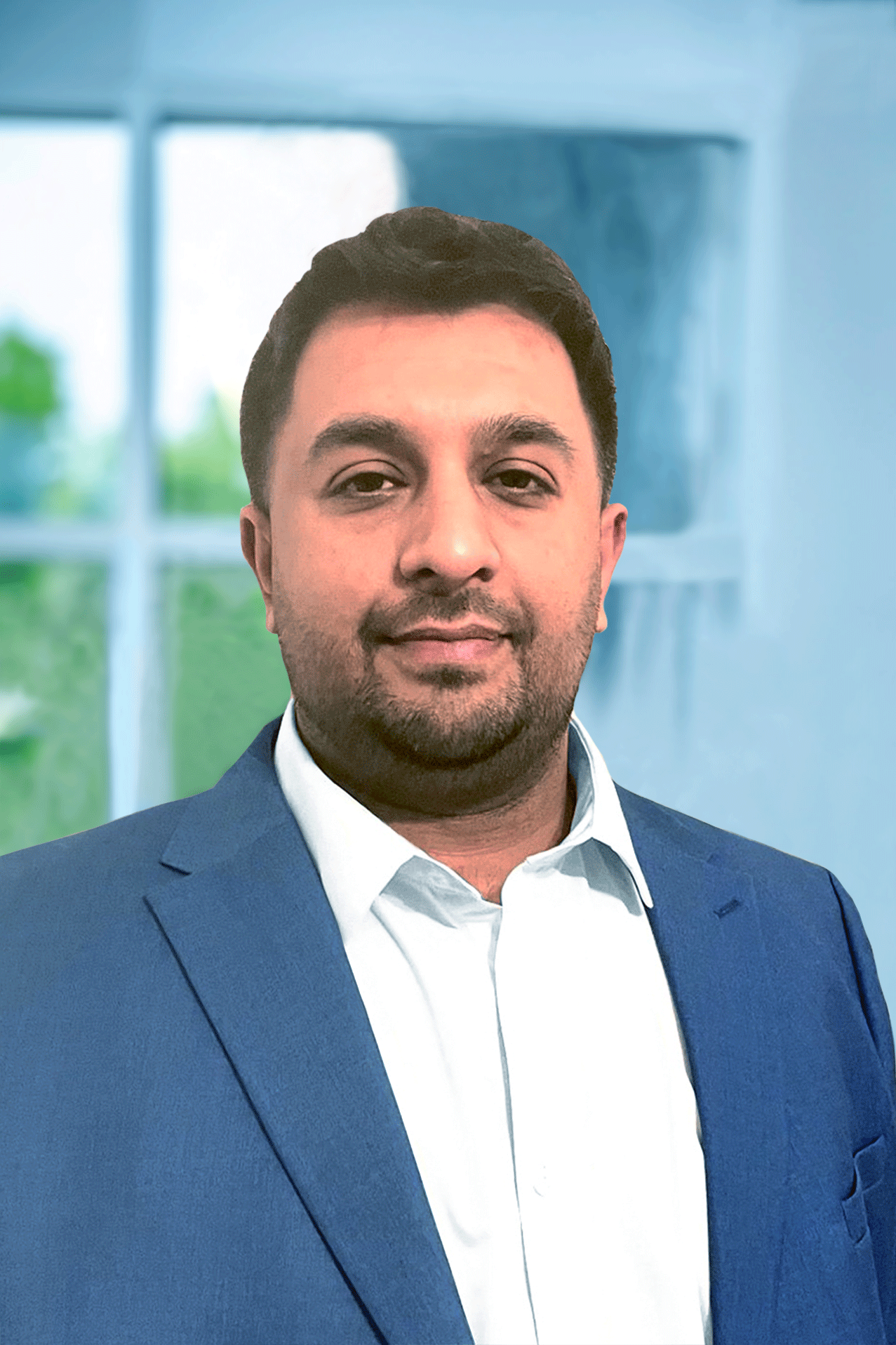 Naveed headshot